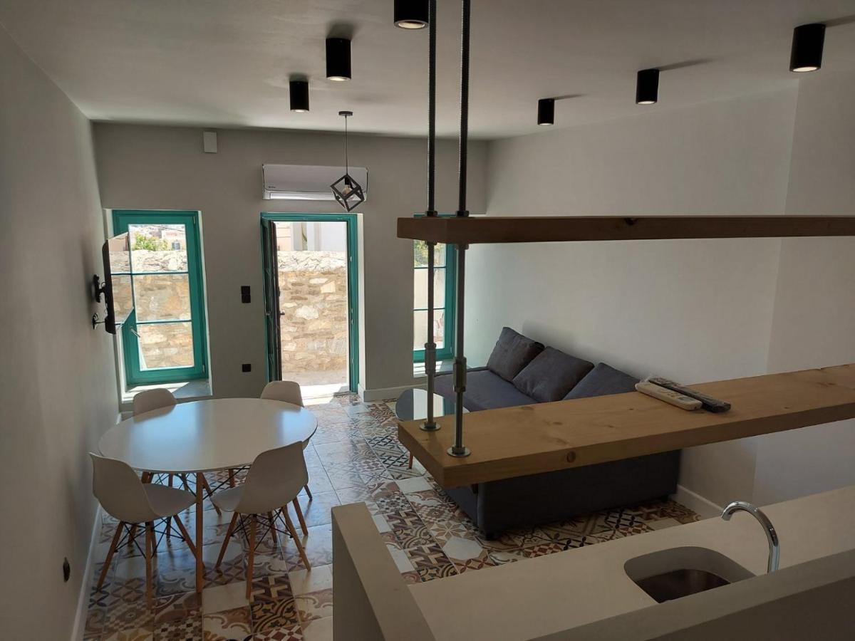 Ermoupolis Hidden Gems Apartment Luaran gambar