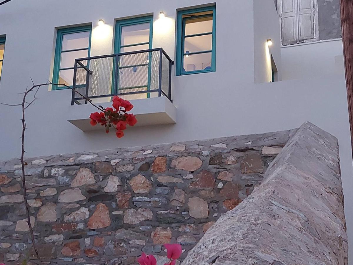 Ermoupolis Hidden Gems Apartment Luaran gambar