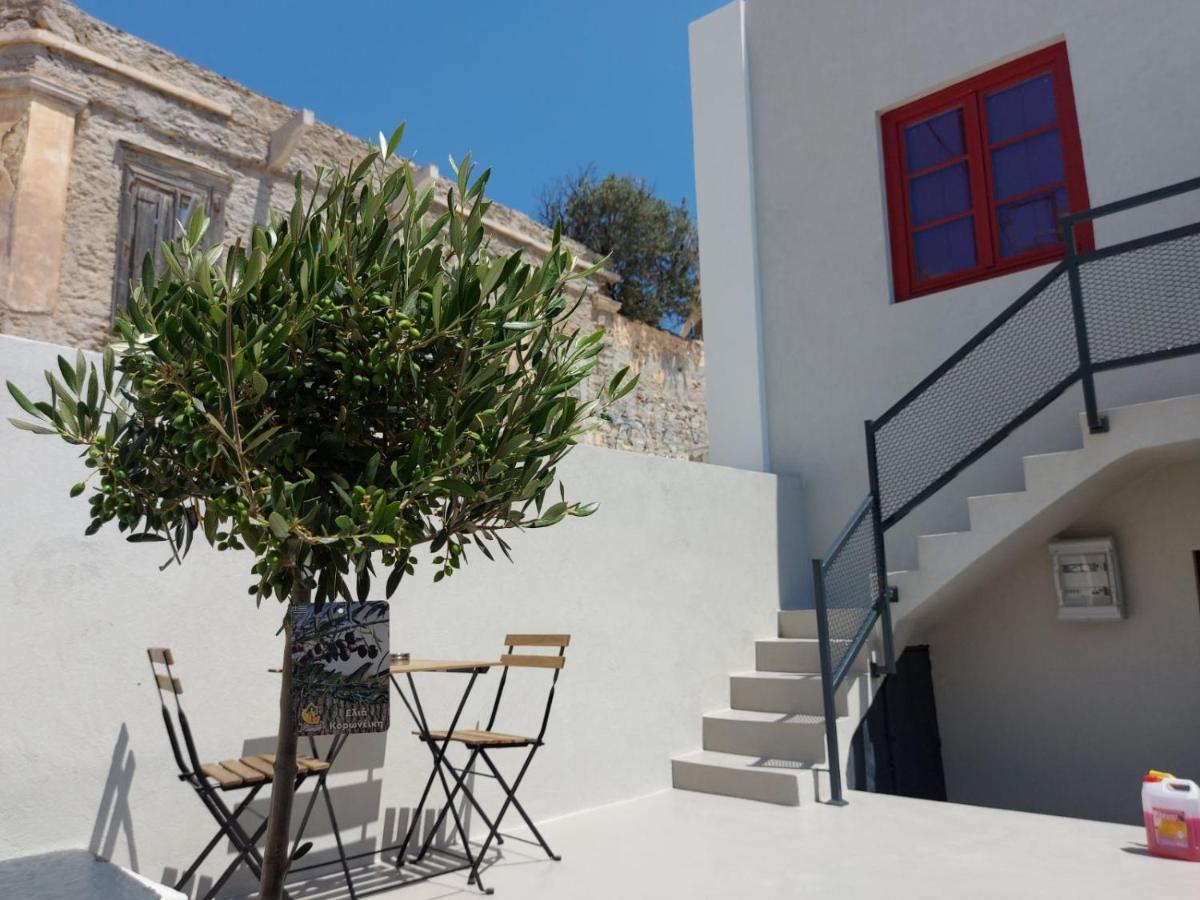 Ermoupolis Hidden Gems Apartment Luaran gambar