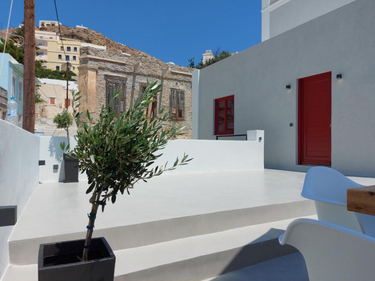 Ermoupolis Hidden Gems Apartment Luaran gambar