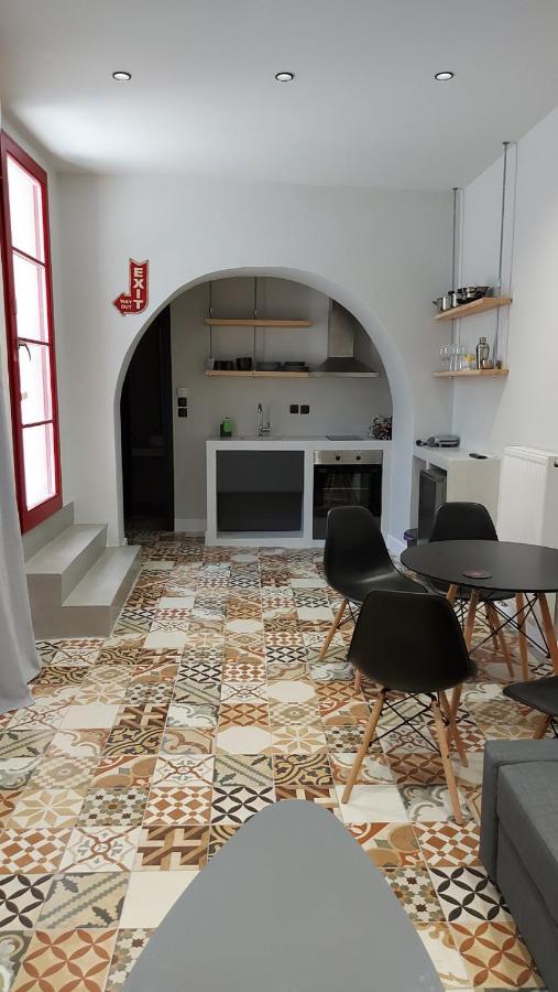 Ermoupolis Hidden Gems Apartment Luaran gambar